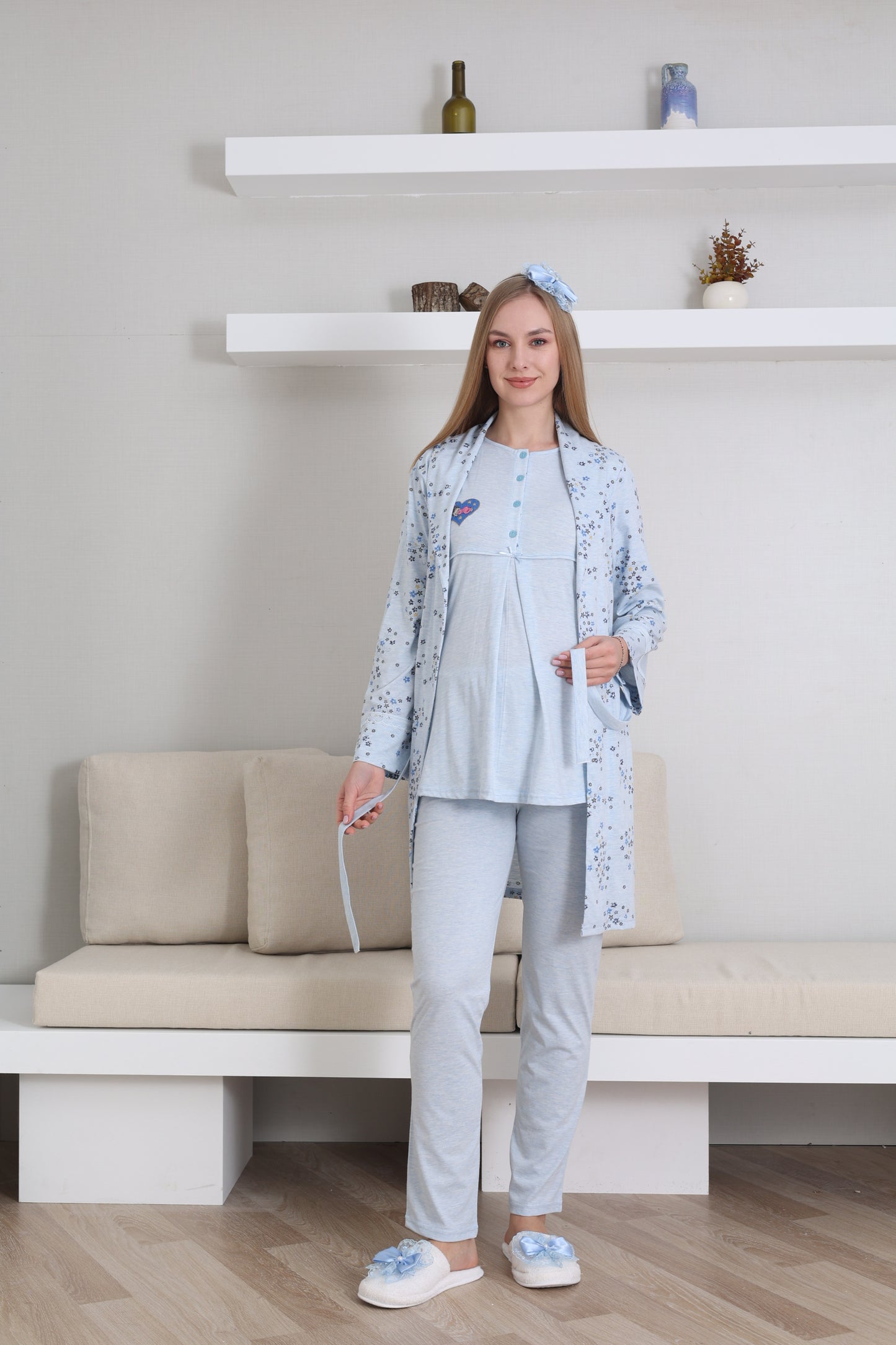 Desenli Kalp Detaylı Sabahlıklı Lohusa Pijama Takımı - 3432