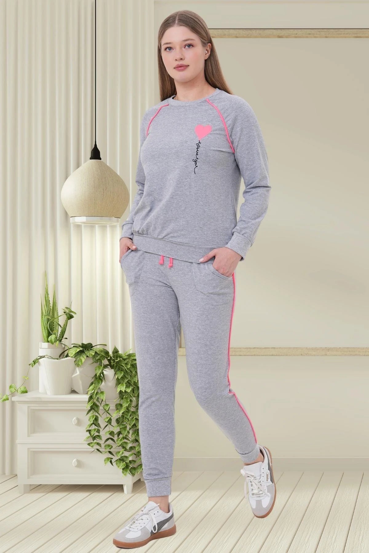 Kalp Desenli Yandan Çizgili Spor Pijama Takımı Gri - 6200