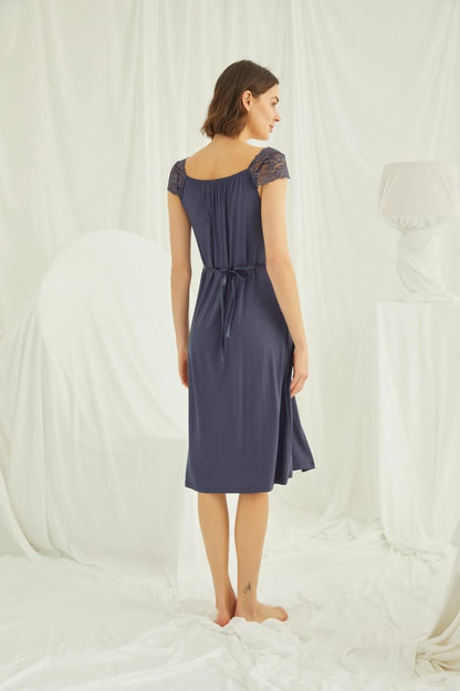 Dantelli Omuz Sabahlıklı Lohusa Gecelik Takımı - 18210