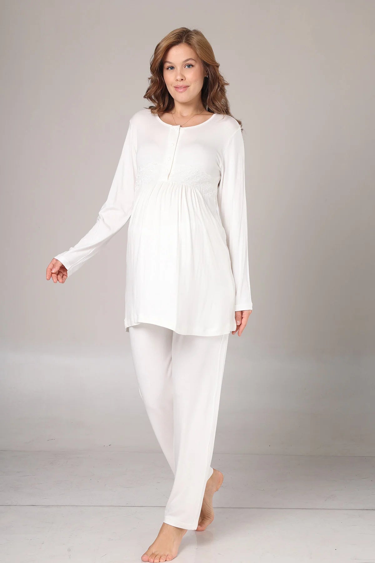 Kışlık Krepon Dokulu Sabahlıklı Lohusa Pijama Takımı Bej -1005