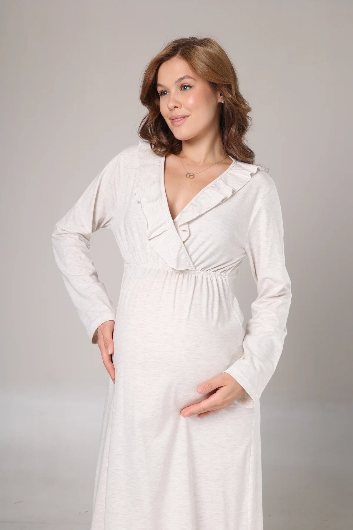 Uzun Kollu Yumuşak Dokulu Kruvaze Sabahlıklı Lohusa Hamile Gecelik Takımı  Bej Melanj-1026