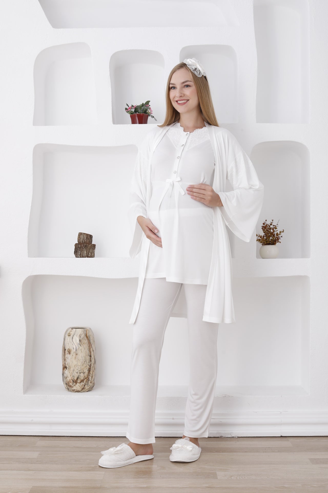 Önden Düğmeli Dantelli Sabahlıklı Lohusa Pijama Takımı - 3420