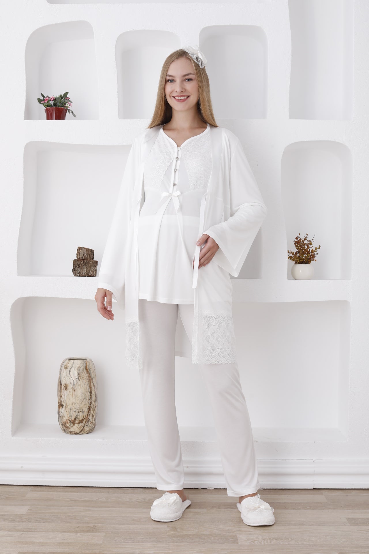 Dantelli Yaka Sabahlıklı Lohusa Pijama Takımı - 3422