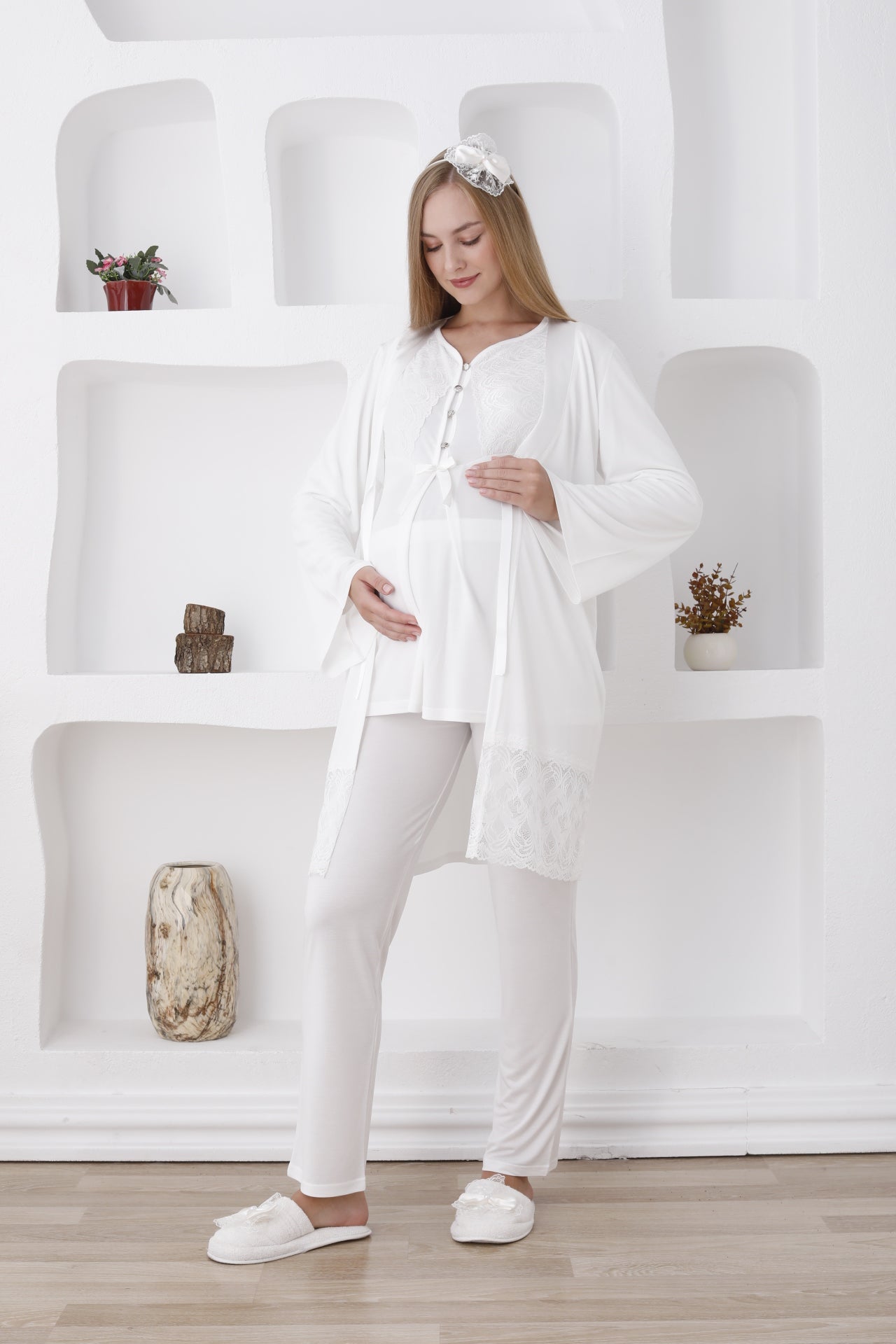 Dantelli Yaka Sabahlıklı Lohusa Pijama Takımı - 3422