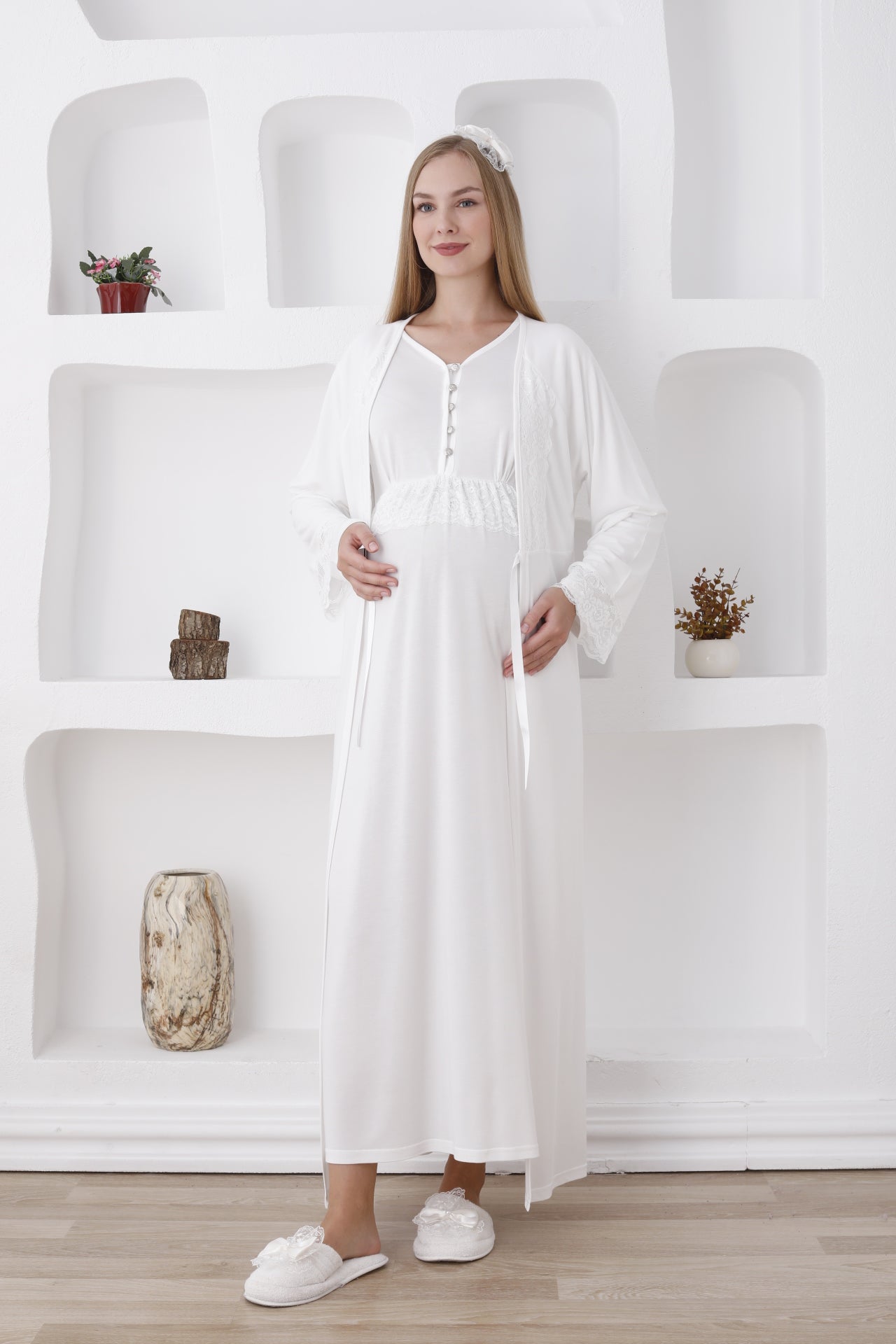 Güpürlü Sabahlıklı Lohusa Gecelik Takımı - 2285