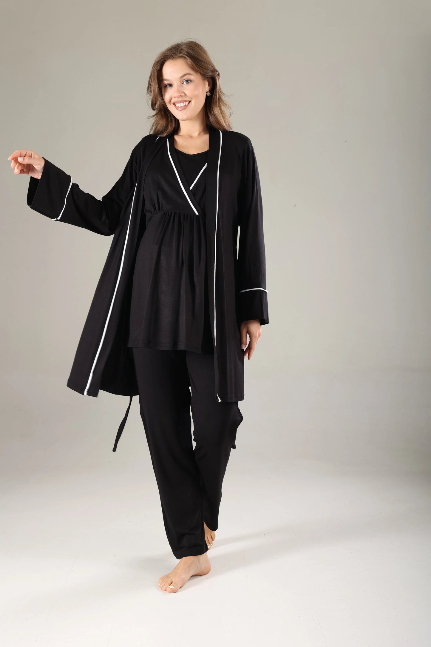 Biyeli Gizli Emzirme Özellikli Sabahlıklı Lohusa Pijama Takımı Siyah - 808