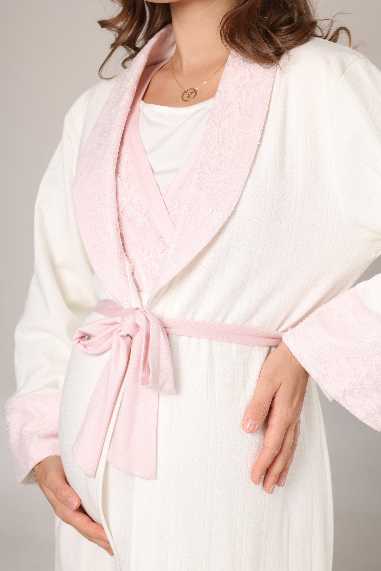 Kışlık Dantel Detaylı Sabahlıklı Kruvaze Gecelik Takımı Pembe - 1025